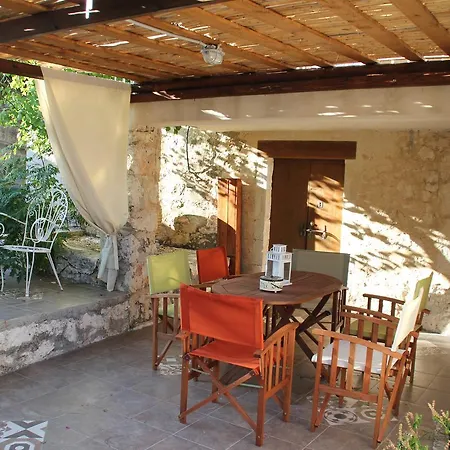 Feriehus Luxury Stone Fiskardo